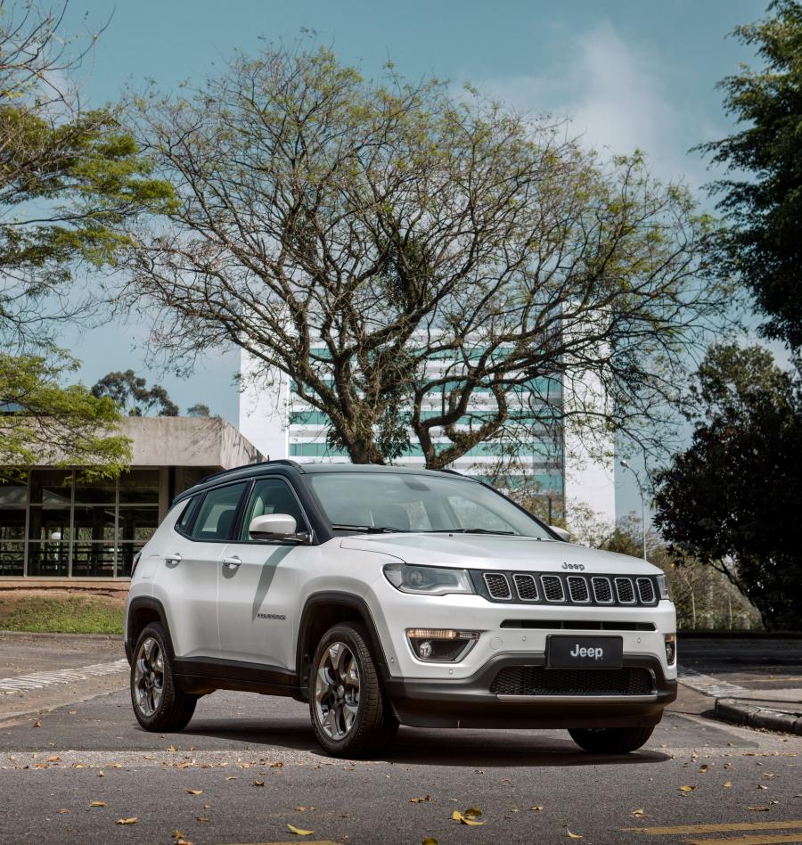  Jeep Compass Limited 2016 года  (LA) (фото 5 из 20)